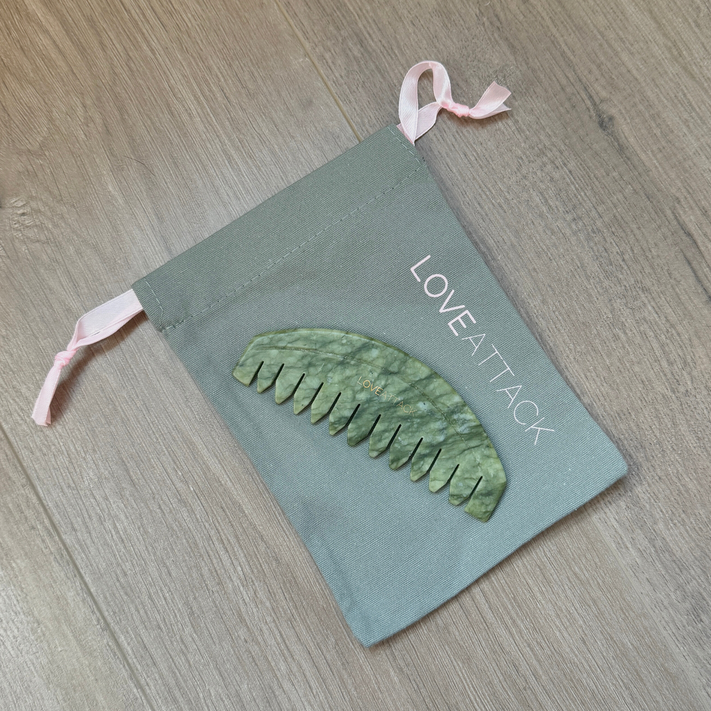 Jade Gua Sha Hair Comb - Medium
