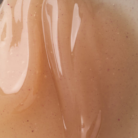 The Luminous Lipids Complex: Biomimetic Emollient with Pearl, Rose & Resins