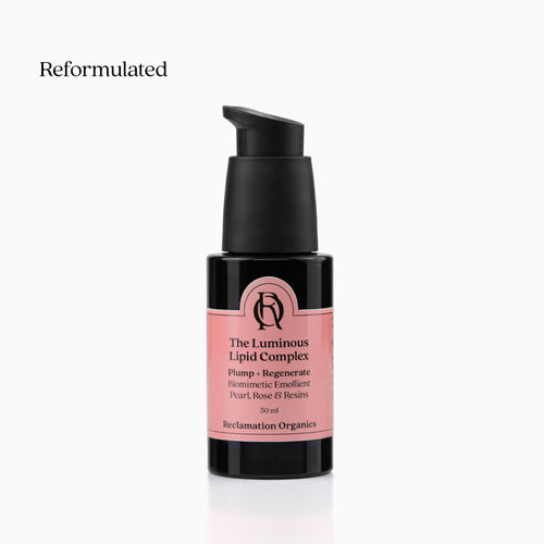 The Luminous Lipids Complex: Biomimetic Emollient with Pearl, Rose & Resins